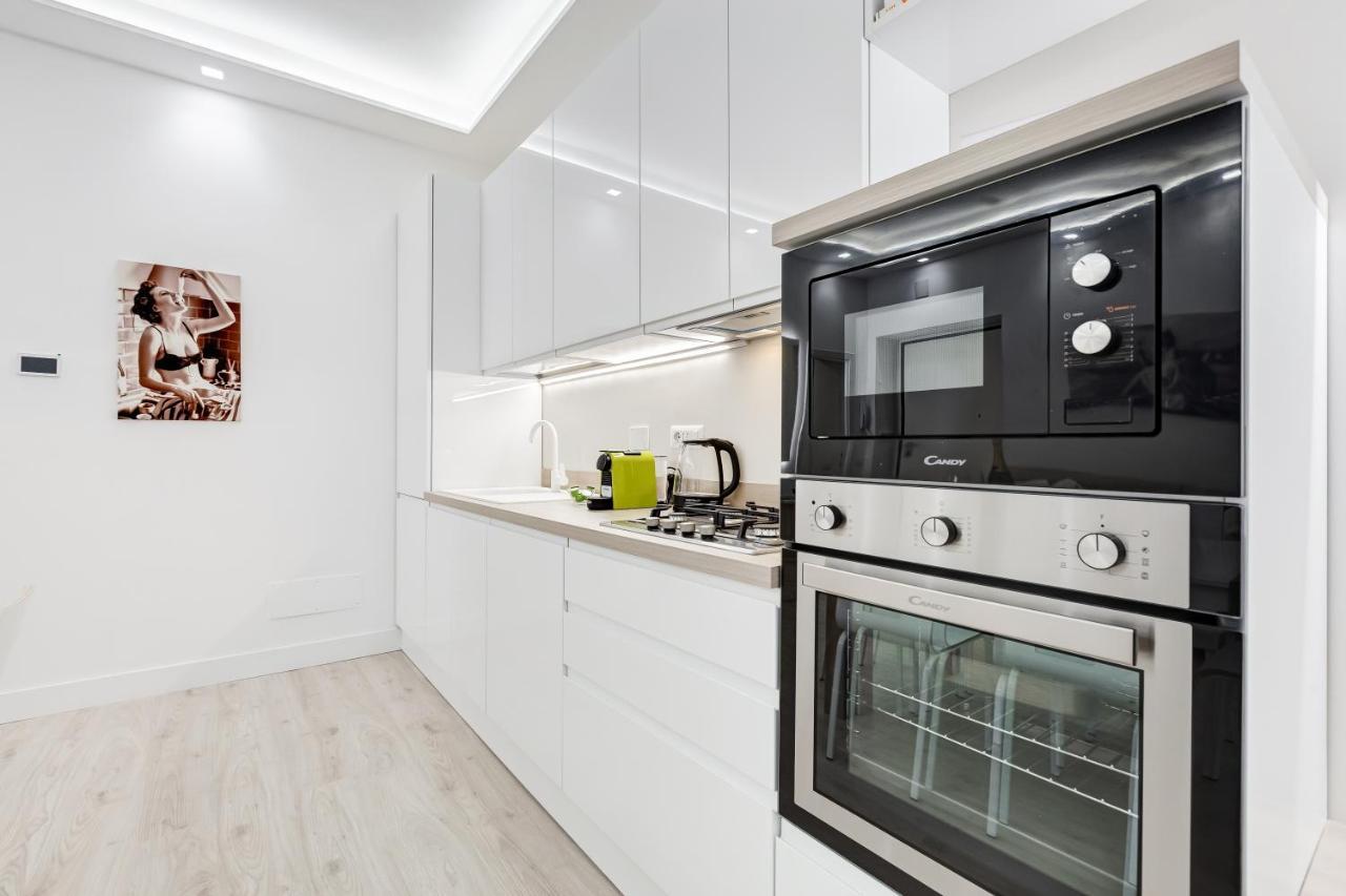 Bmga L The White Crown In Testaccio Appartement