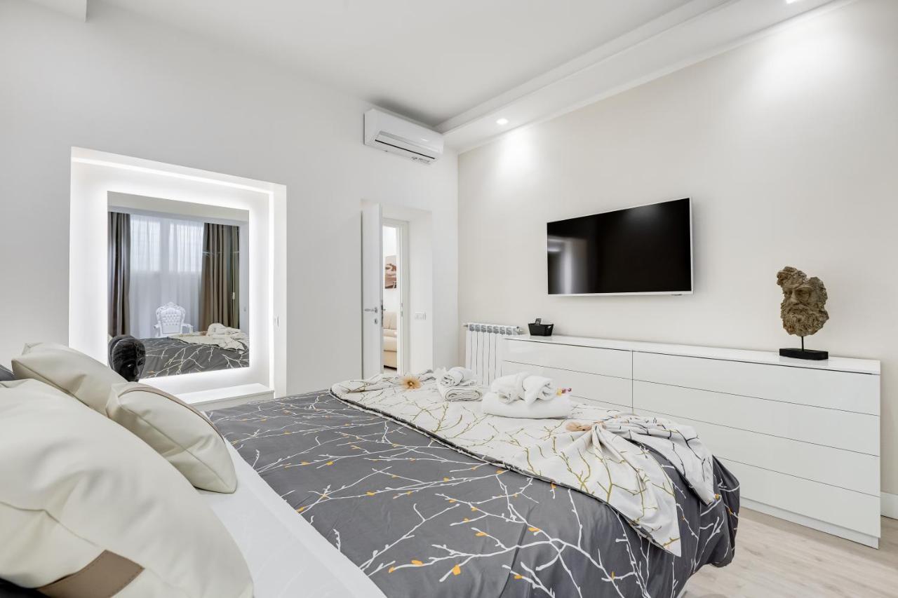 Bmga L The White Crown In Testaccio Appartement